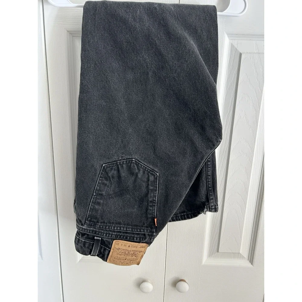 Levis levi 550